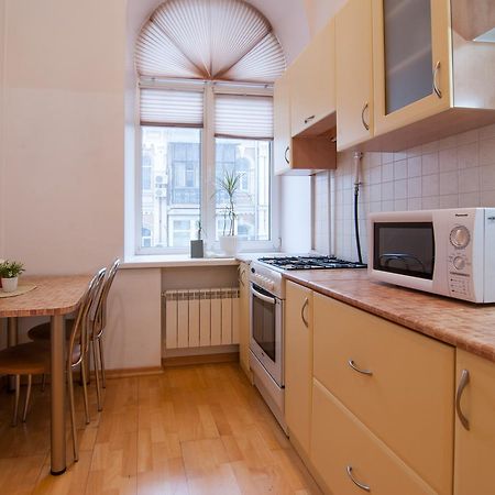 Home-Hotel Apartments-Mykhailivska Kiev Exterior foto
