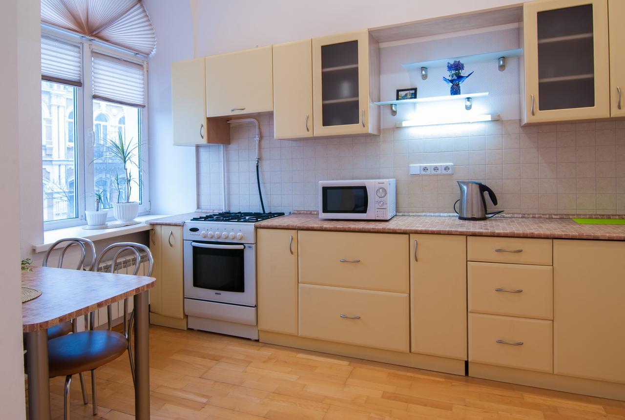 Home-Hotel Apartments-Mykhailivska Kiev Exterior foto